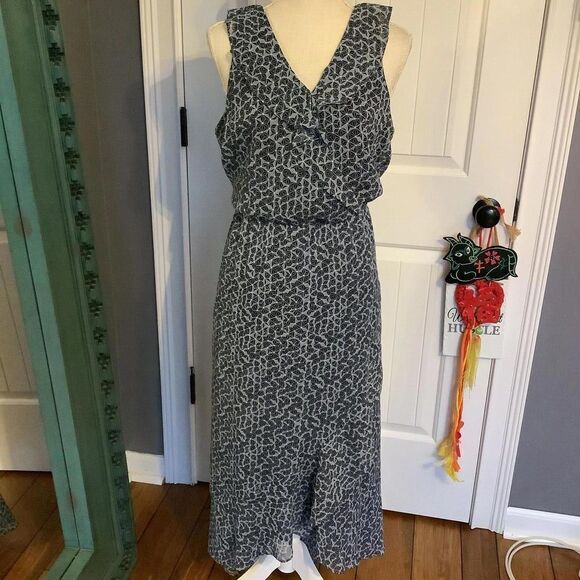 Banana Republic Chic Navy Patterned Maxi Dress - Picture 1 of 6